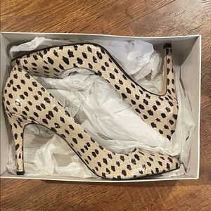 Ann Taylor Cream and Black Patterned Heels